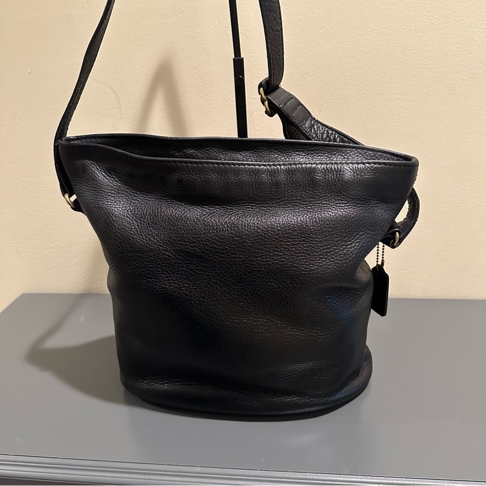 Vintage Coach Bucket Bag style 4906 (1994) Black Pebbled Leather Made in USA